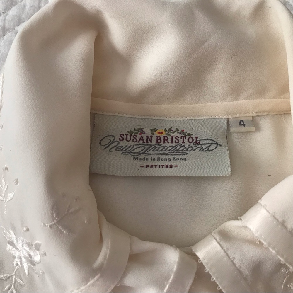 Susan Bristol Petites Embroidered Elegant Cream Blouse Size 4P - Picture 3 of 6